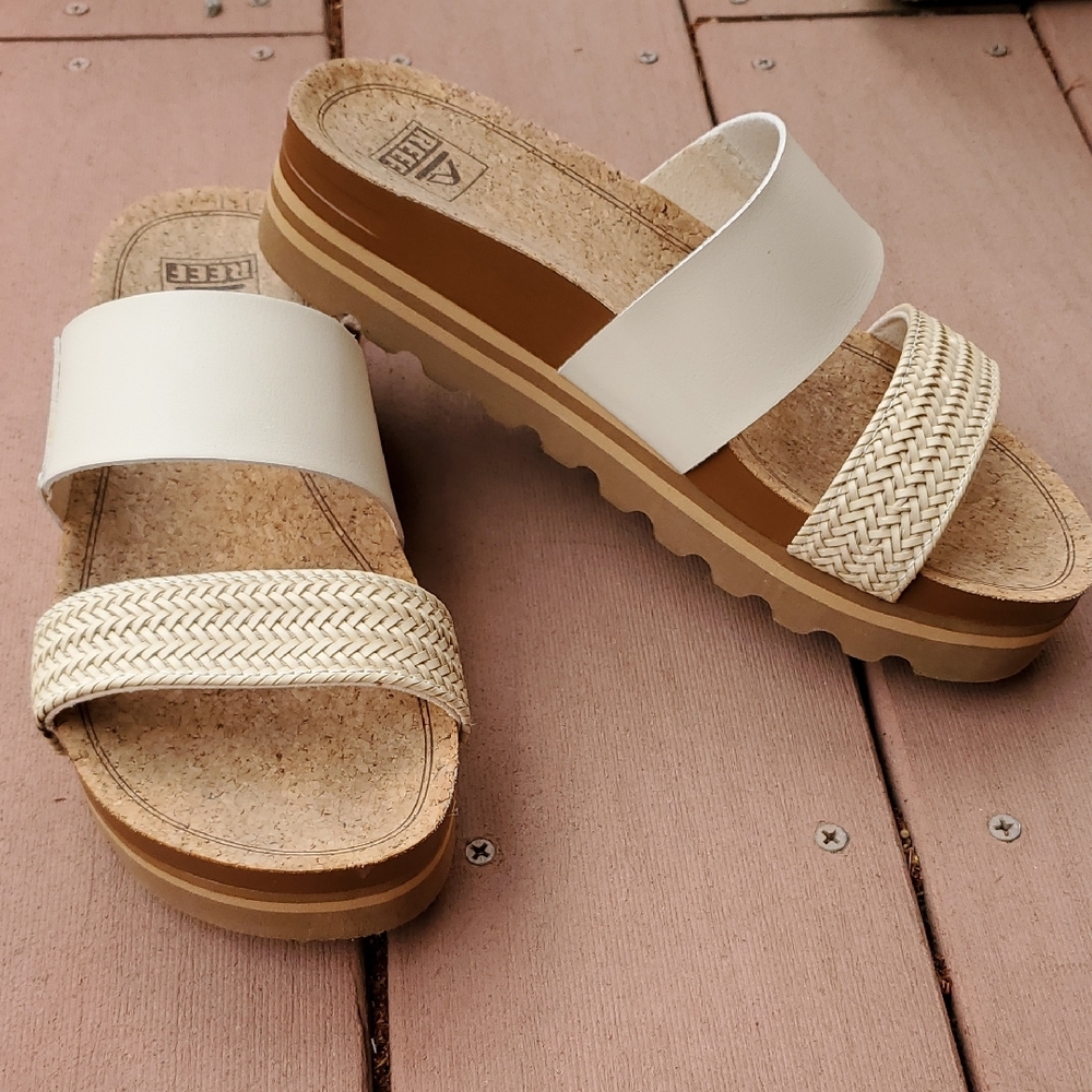 Reef Women's White and Tan Slide Sandals